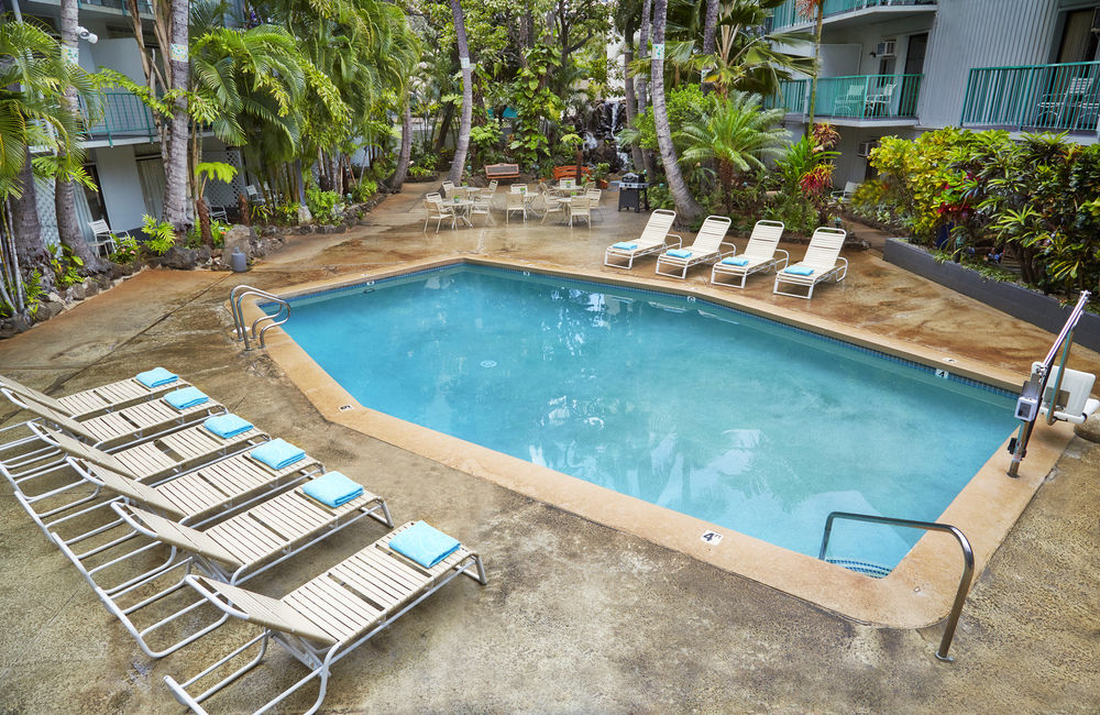 White Sands Hotel Honolulu image 1